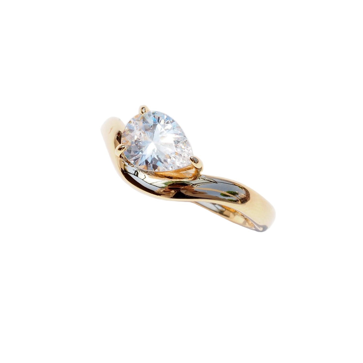 Gold Pear-Cut Solitaire Diamond Ring